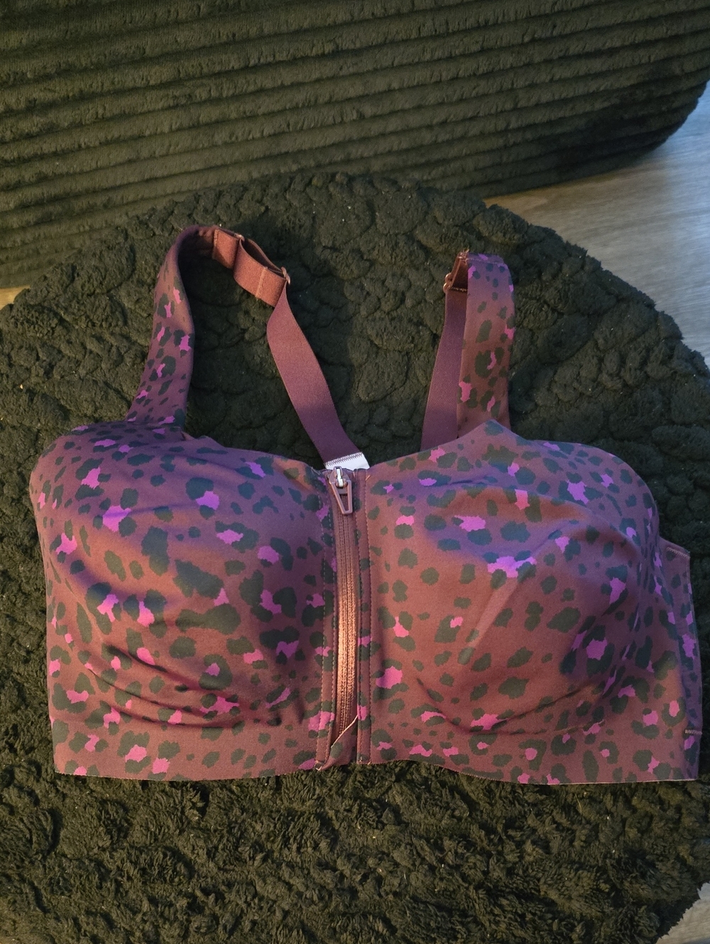 Victoria's Secret Purple Leopard-Print Front Zip Sports Bra